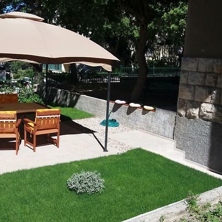 Garden apartment Vanya Split Exteriör bild