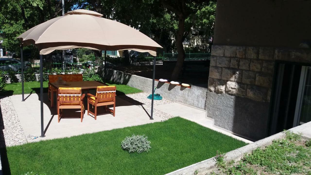 Garden apartment Vanya Split Exteriör bild